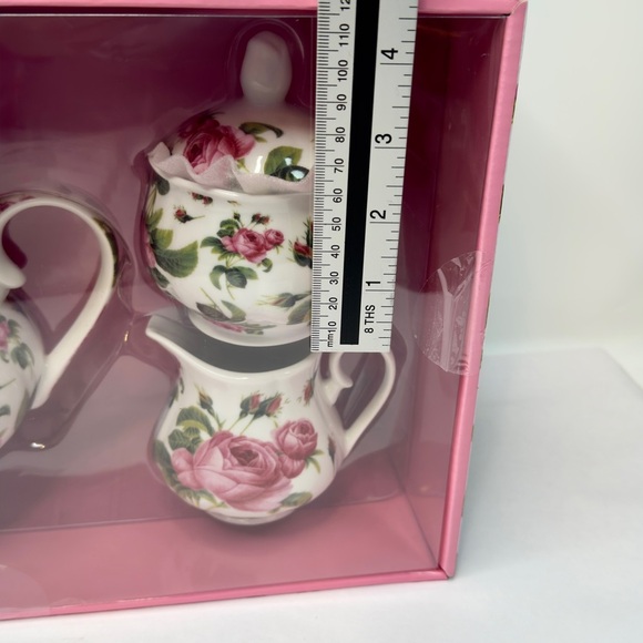 Kent Pottery Rose Patterned Tea Set with Pink and Green Accents New - Picture 8 of 15